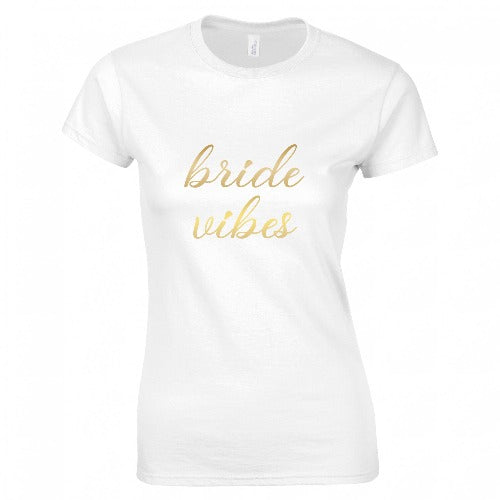 "Bride Vibes" Möhippa T-Shirt, Trendiga Kläder för Möhippa, Stilfull Bröllopsförberedelsekläder, Festliga Brudkläder