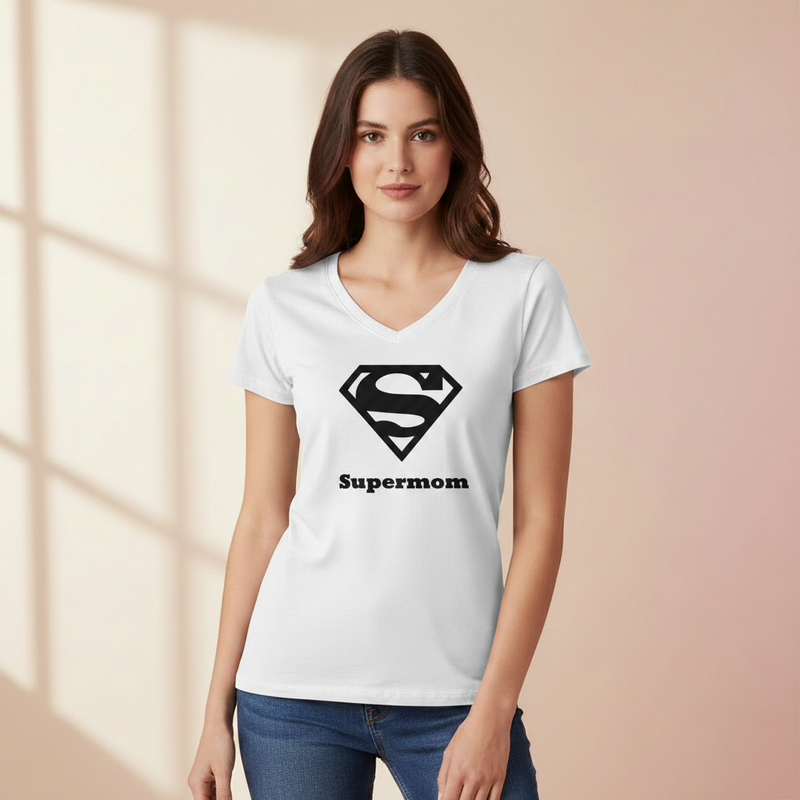 Supermom – vit t-shirt samma design